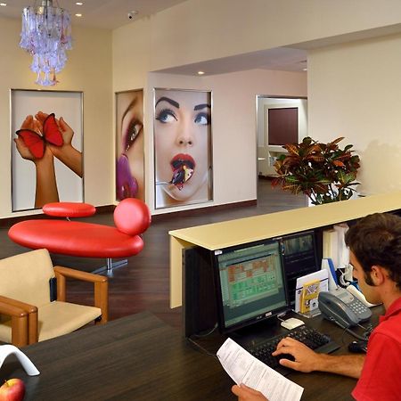 Best Western Plus City Hotel Генуа Интериор снимка