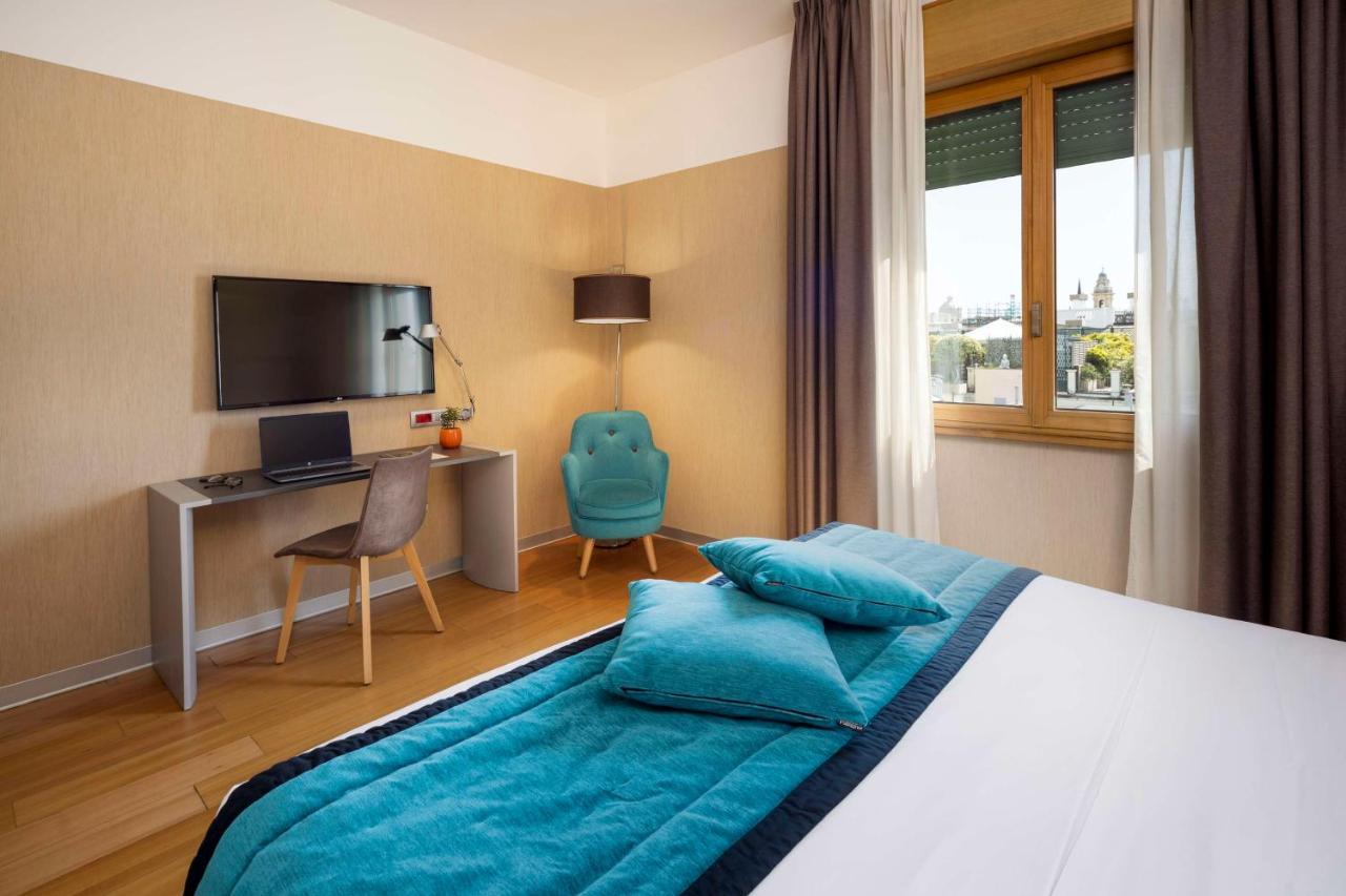Best Western Plus City Hotel Генуа Екстериор снимка