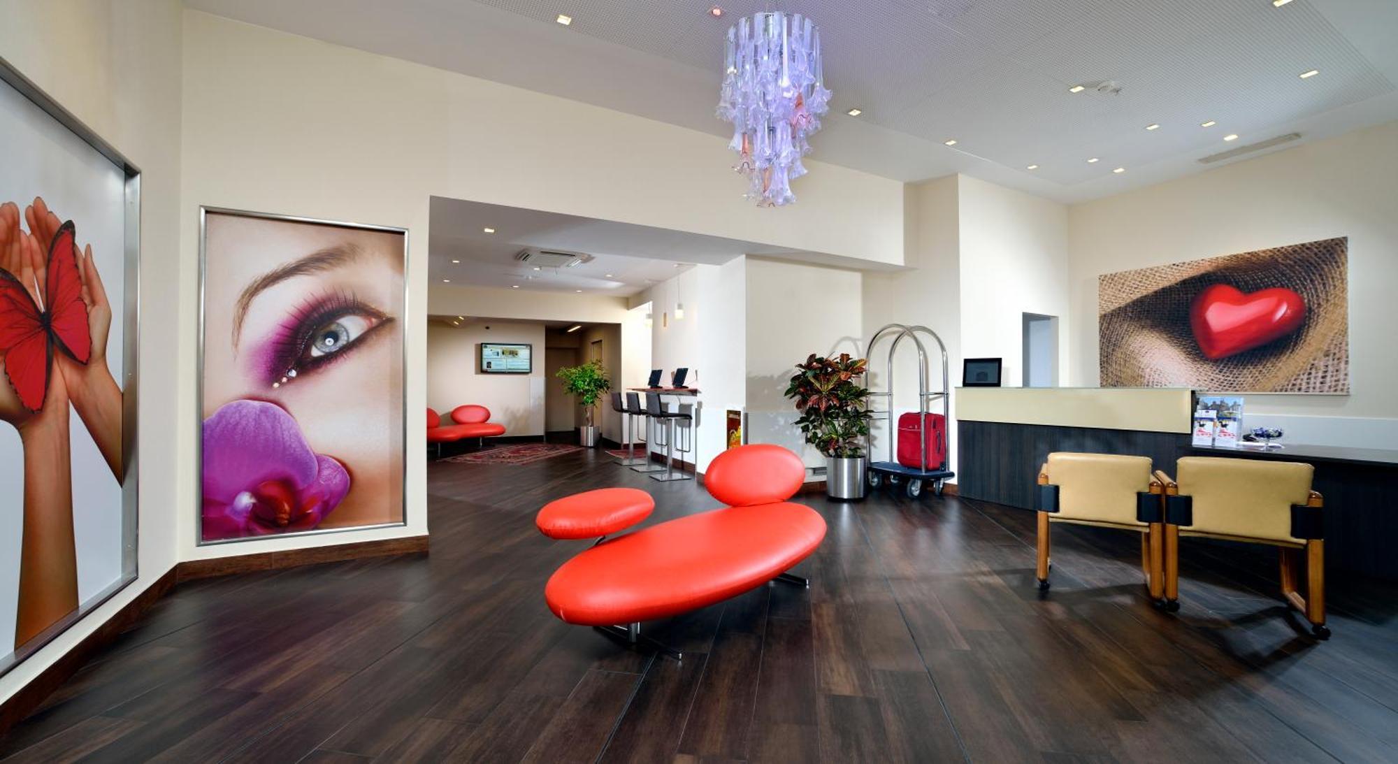 Best Western Plus City Hotel Генуа Екстериор снимка
