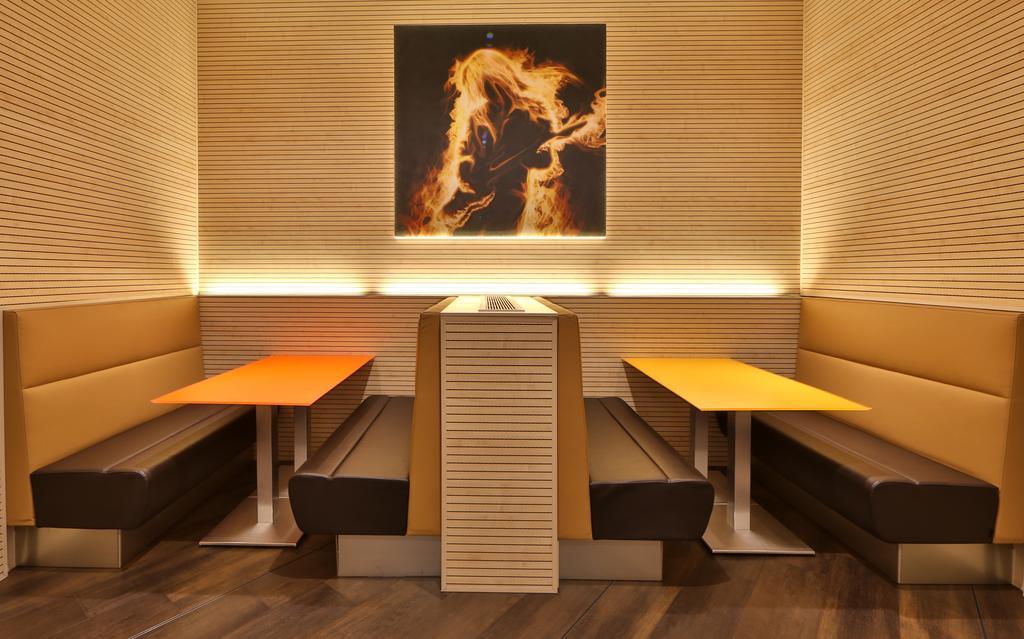 Best Western Plus City Hotel Генуа Екстериор снимка