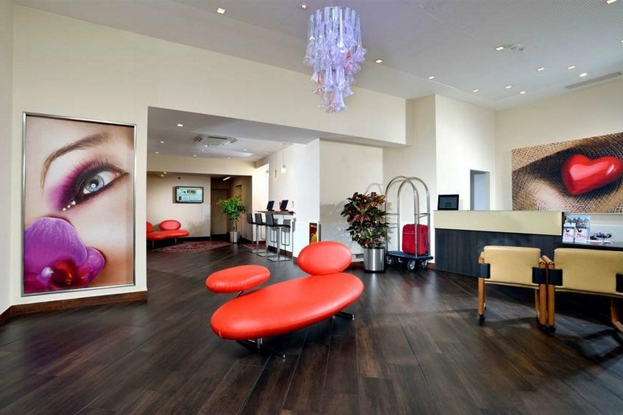 Best Western Plus City Hotel Генуа Екстериор снимка